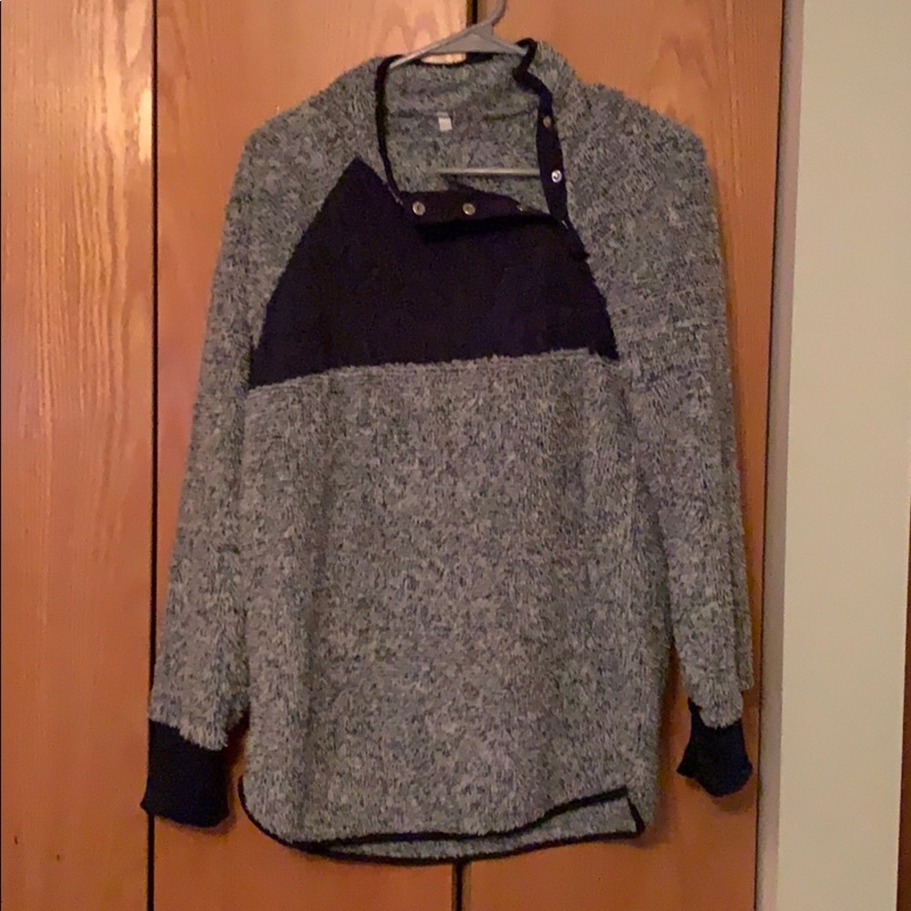 Sherpa Sweatshirt